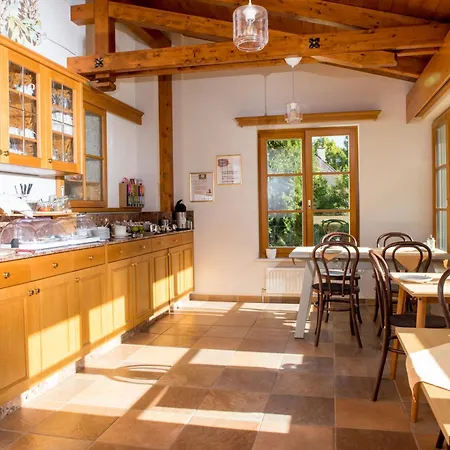 Dorfpension Mariahilfberg 3* Gutenstein