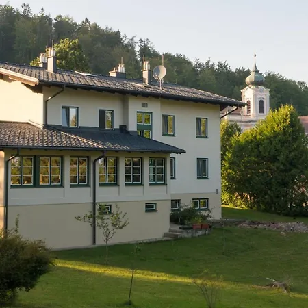 Dorfpension Mariahilfberg Gutenstein