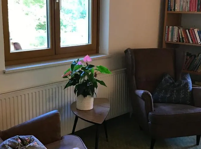 Dorfpension Mariahilfberg Vendégház Gutenstein